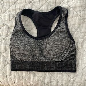 All in Motion Sz M Sports Bra